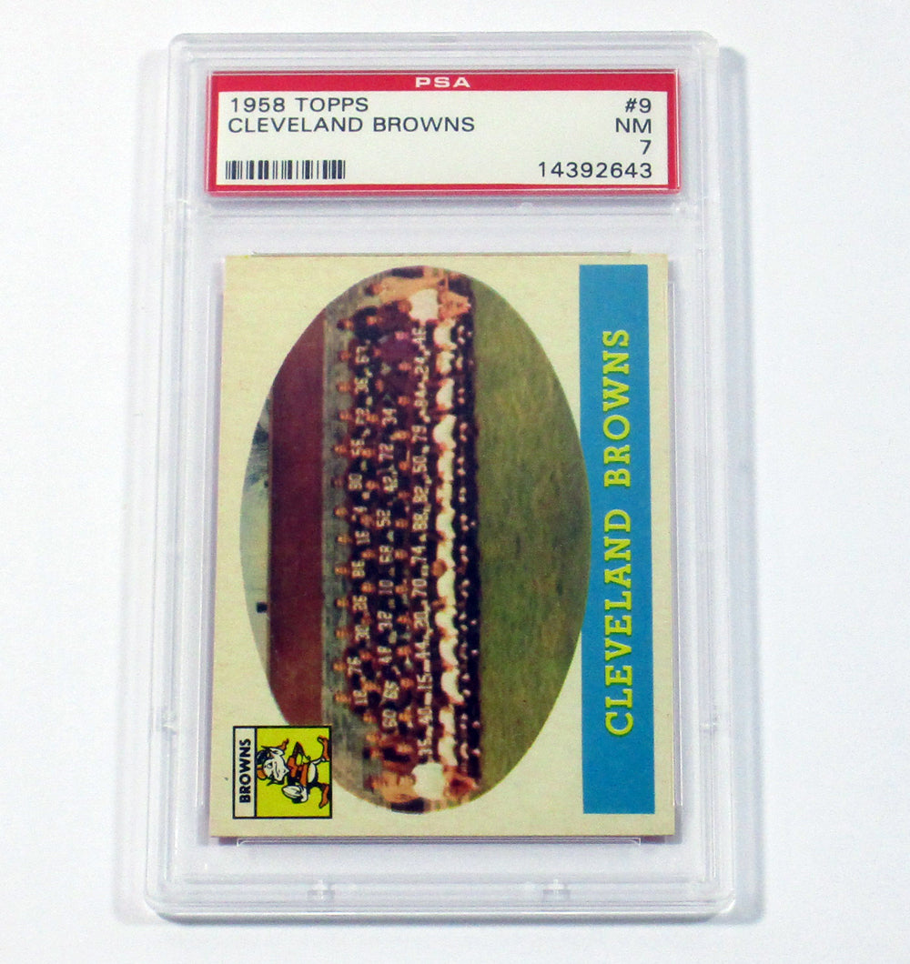 1958 Topps Football Cleveland Browns Team Card #9 PSA 7