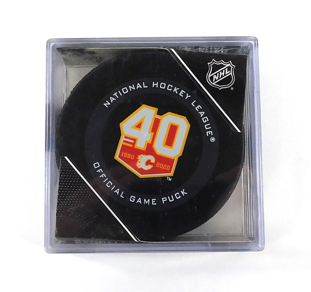 2020 Calgary Flames 40 Year Anniversary NHL Official Game Puck New in Cube