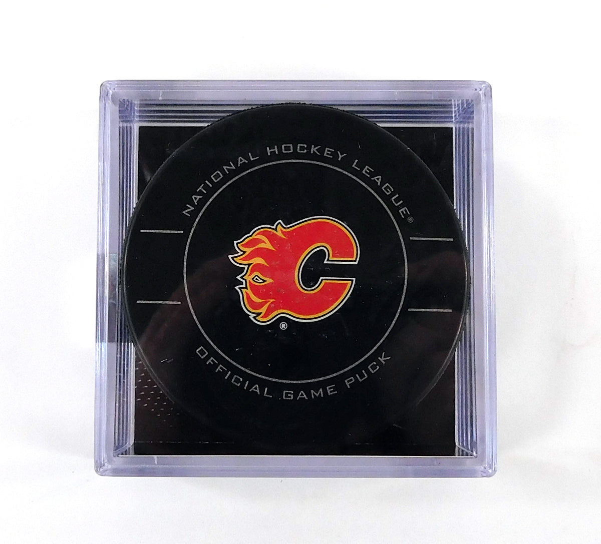 Calgary Flames Logo NHL Official Game Puck Style 1 New in Cube