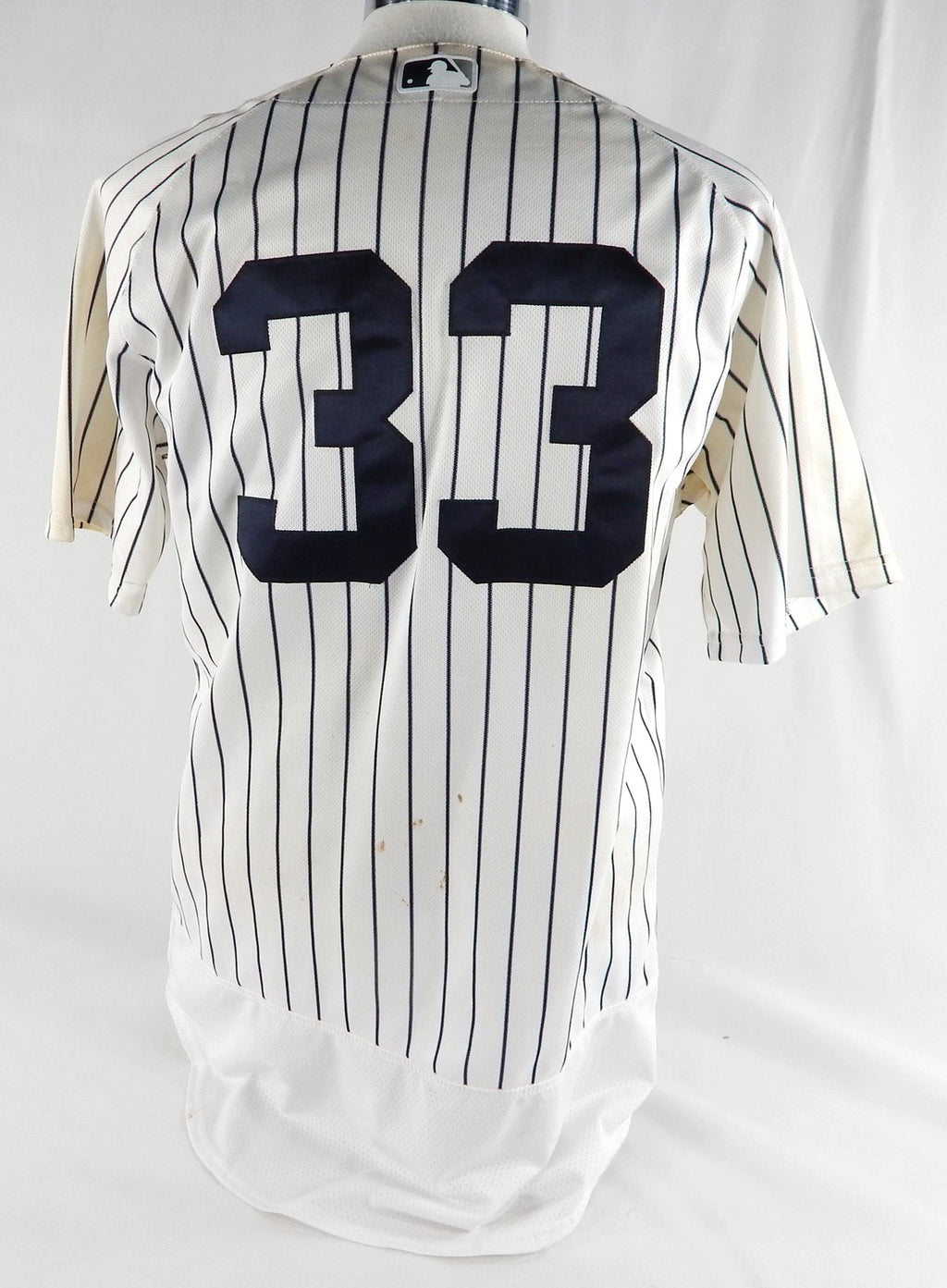 2018 New York Yankees Greg Bird #33 Game Used White Pinstripe Jersey 44 672 Pic2