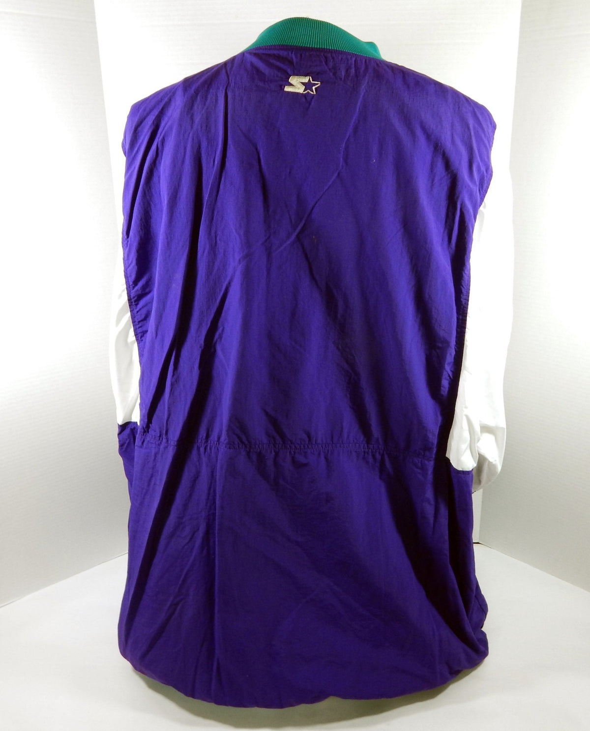 Charlotte Hornets Derrick Coleman #44 Game Issued Purple Warm Up Jacket 52 2 - DP60252