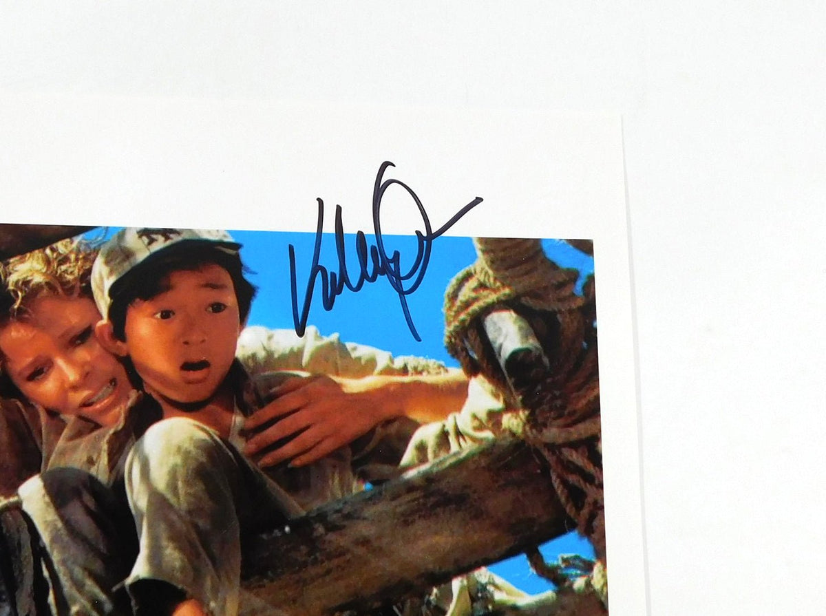 Ke Huy Jonathan Ke Quan Signed 8 x 10 Color Photo Indiana Jones Pose #2 Auto - 204430S