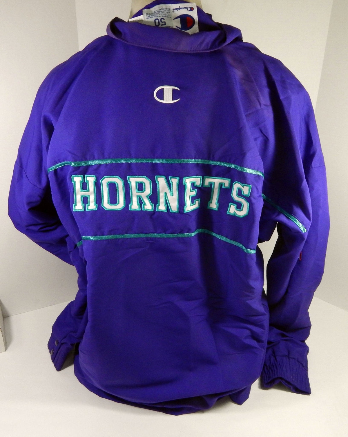 Late 1990s Early 2000s Charlotte Hornets Game Issued Purple Warm Up Jacket 50 6 - DP62166