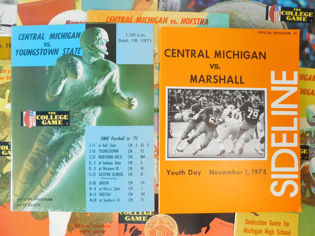 Lot of (14) Diff 1969 to 1975 Central Michigan College Football Programs Pic2