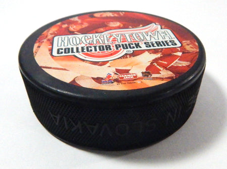 1999-2000 Hockeytown Collector Puck Pic2