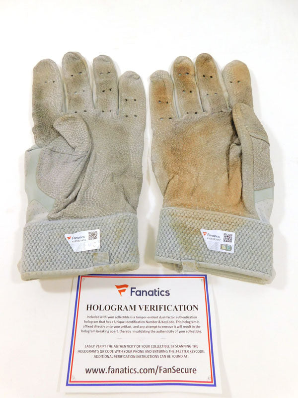 2020 Dominic Smith New York Mets Player-Issued/Worn Gray Nike Batting Gloves Pic2