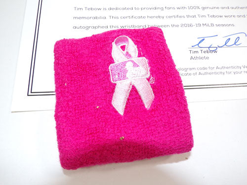 Tim Tebow New York Mets Game-Used Pink Wristband Used on Mother�s Day 2016-2019 Pic2