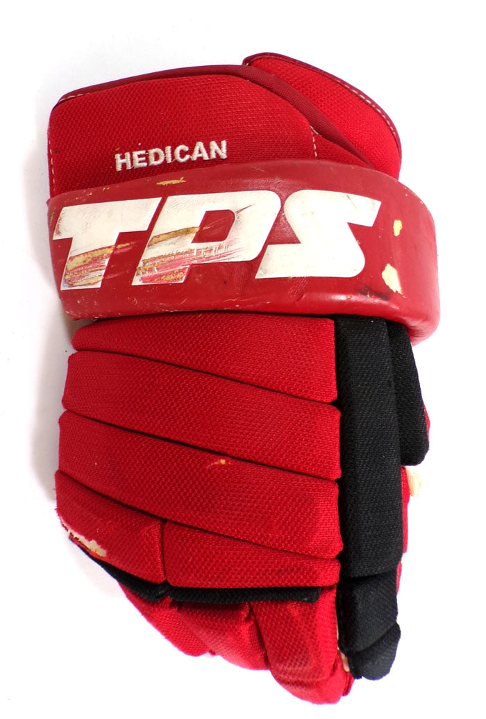 2006-07 Bret Hedican Hurricanes Game Used Right Hand TPS Hockey Glove HGT PRO