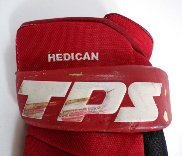2006-07 Bret Hedican Hurricanes Game Used Right Hand TPS Hockey Glove HGT PRO Pic2