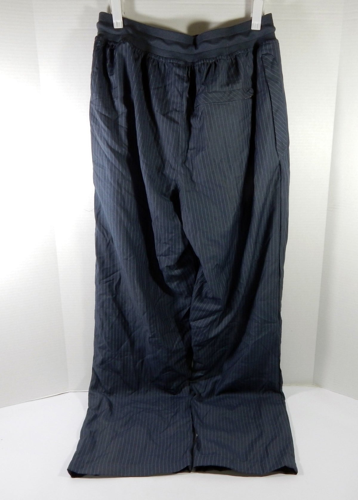 NBA Basketball Adidas Team Issued Grey Pants M DP58280 - DP58280
