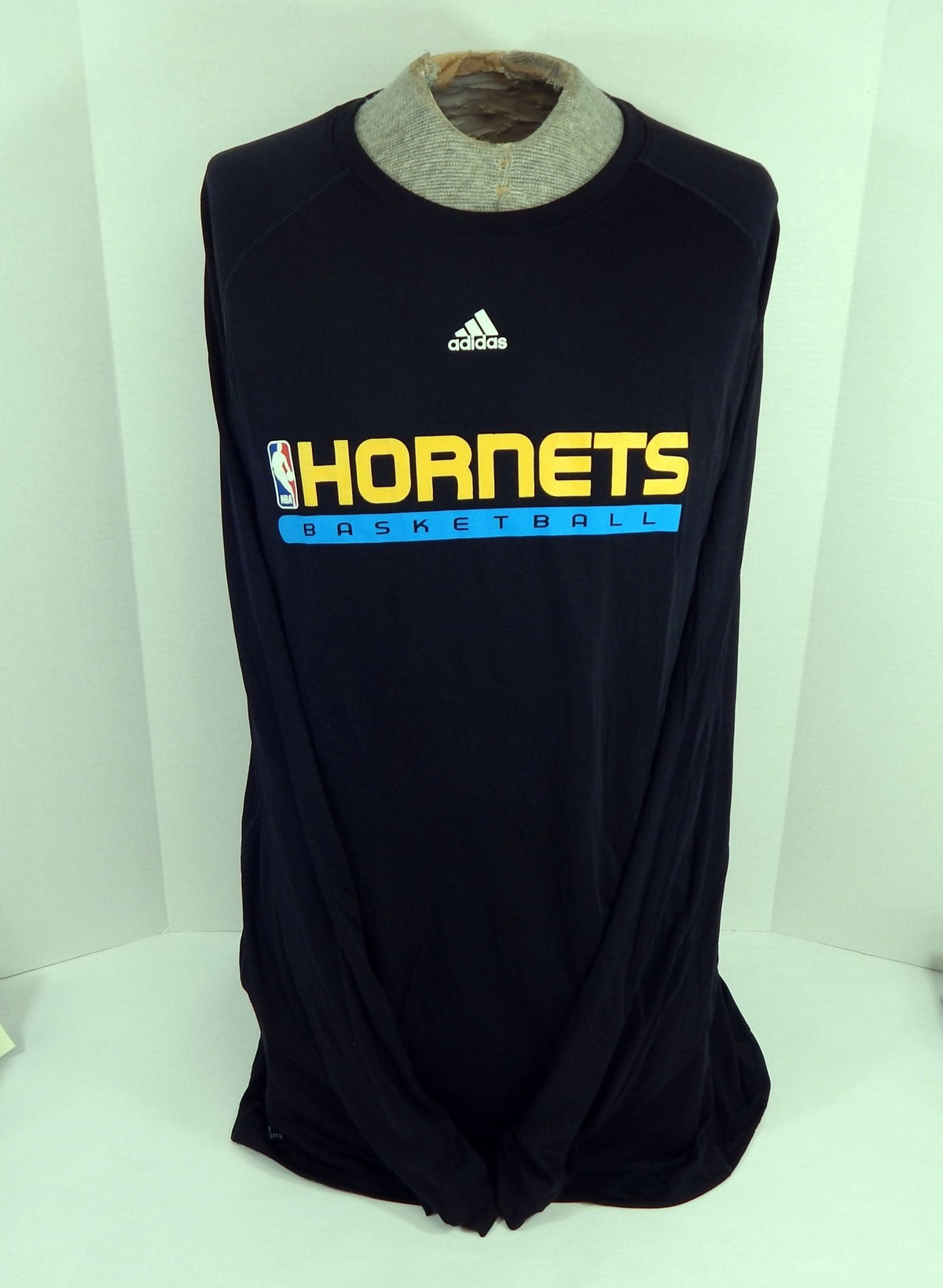 New Orleans Hornets Team Issued Black Long Sleeve Training Shirt 3XL DP57354 - DP57354