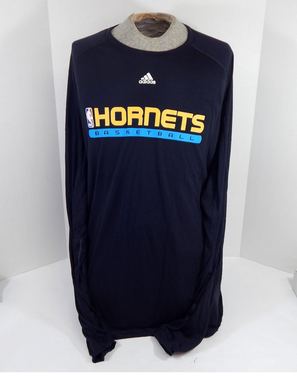 New Orleans Hornets Team Issued Black Long Sleeve Training Shirt 3XL DP57379 - DP57379