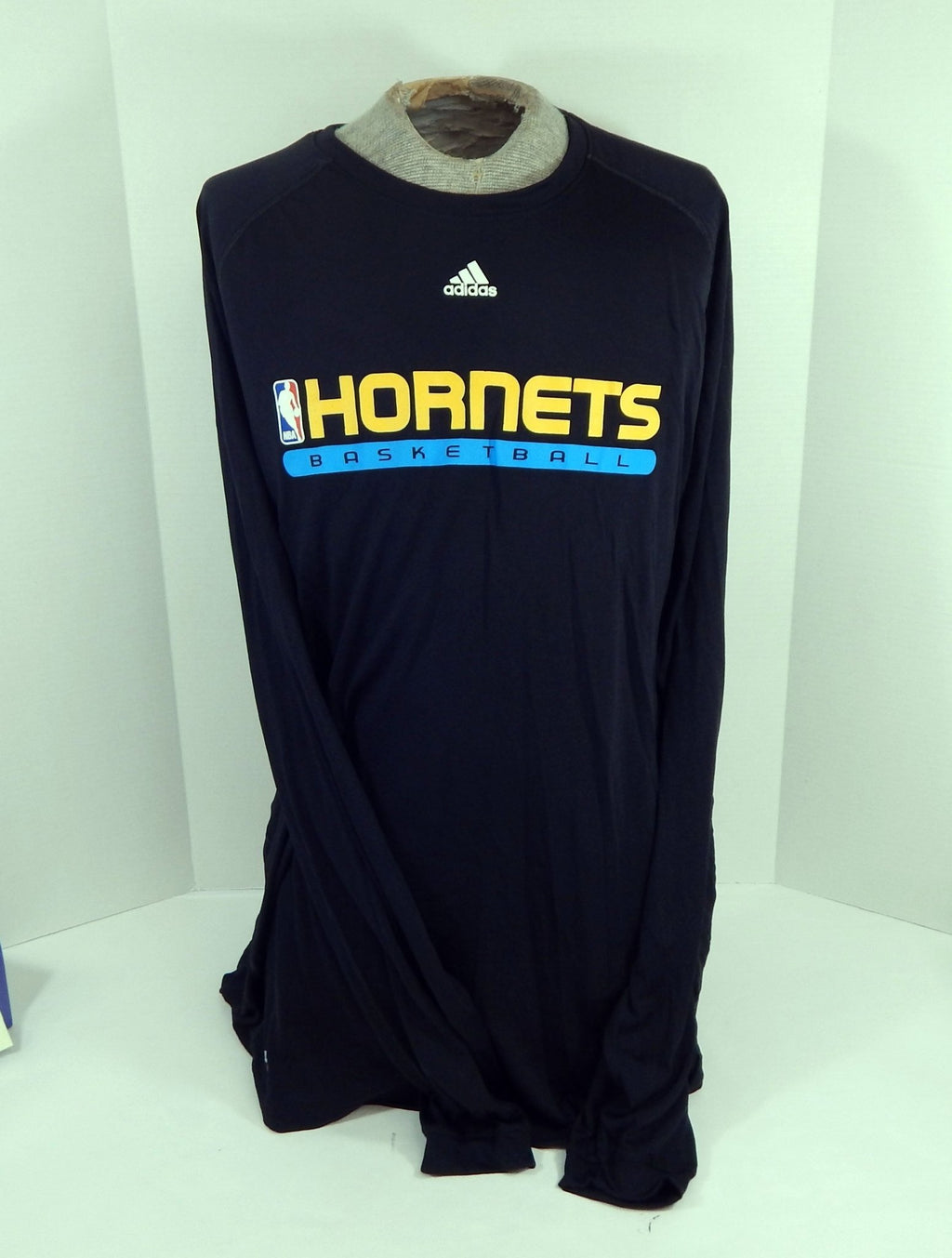 New Orleans Hornets Team Issued Black Long Sleeve Training Shirt 3XL DP57392 - DP57392
