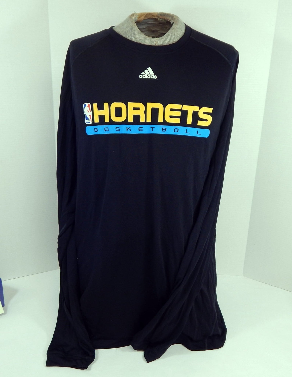 New Orleans Hornets TeamIssued Black Long Sleeve Training Shirt 3XL DP57389 - DP57389