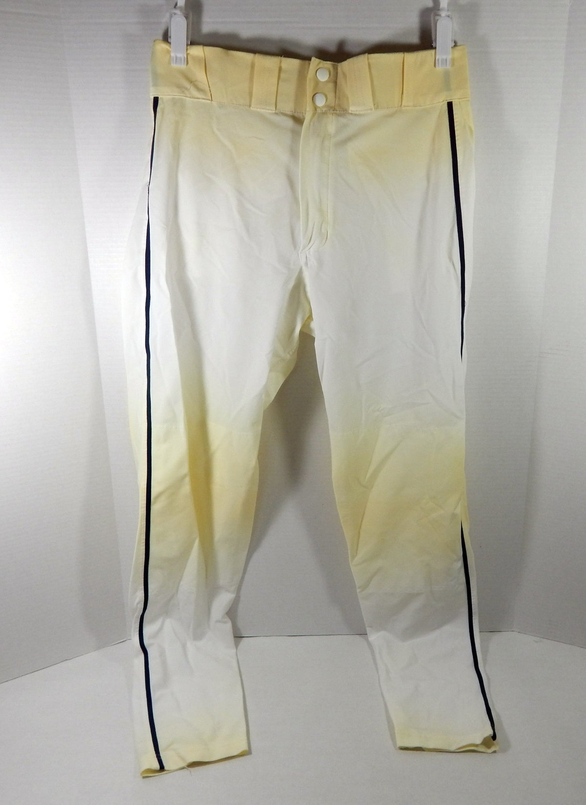North Carolina Tar Heels UNC #10 Game Used White Pants Softball 34 DP55175 - DP55175