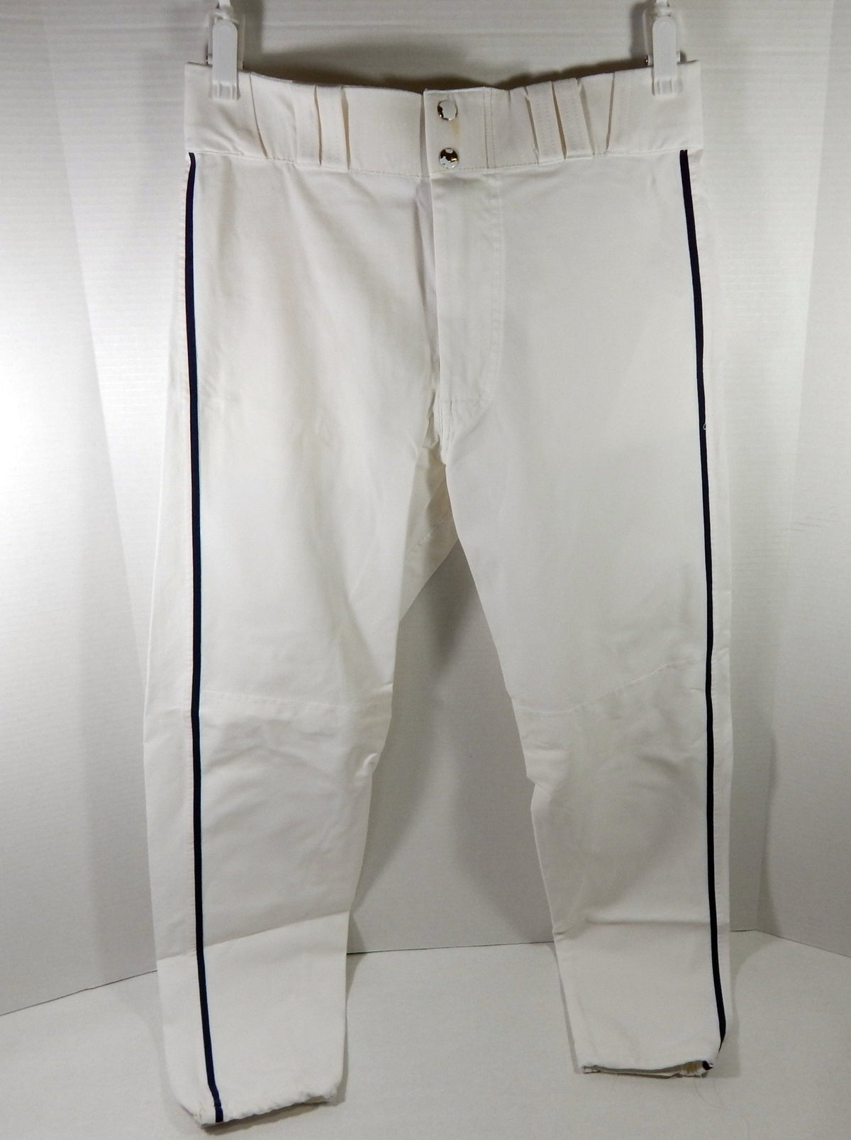 North Carolina Tar Heels UNC #29 Game Used White Softball Pants XS DP53978 - DP53978