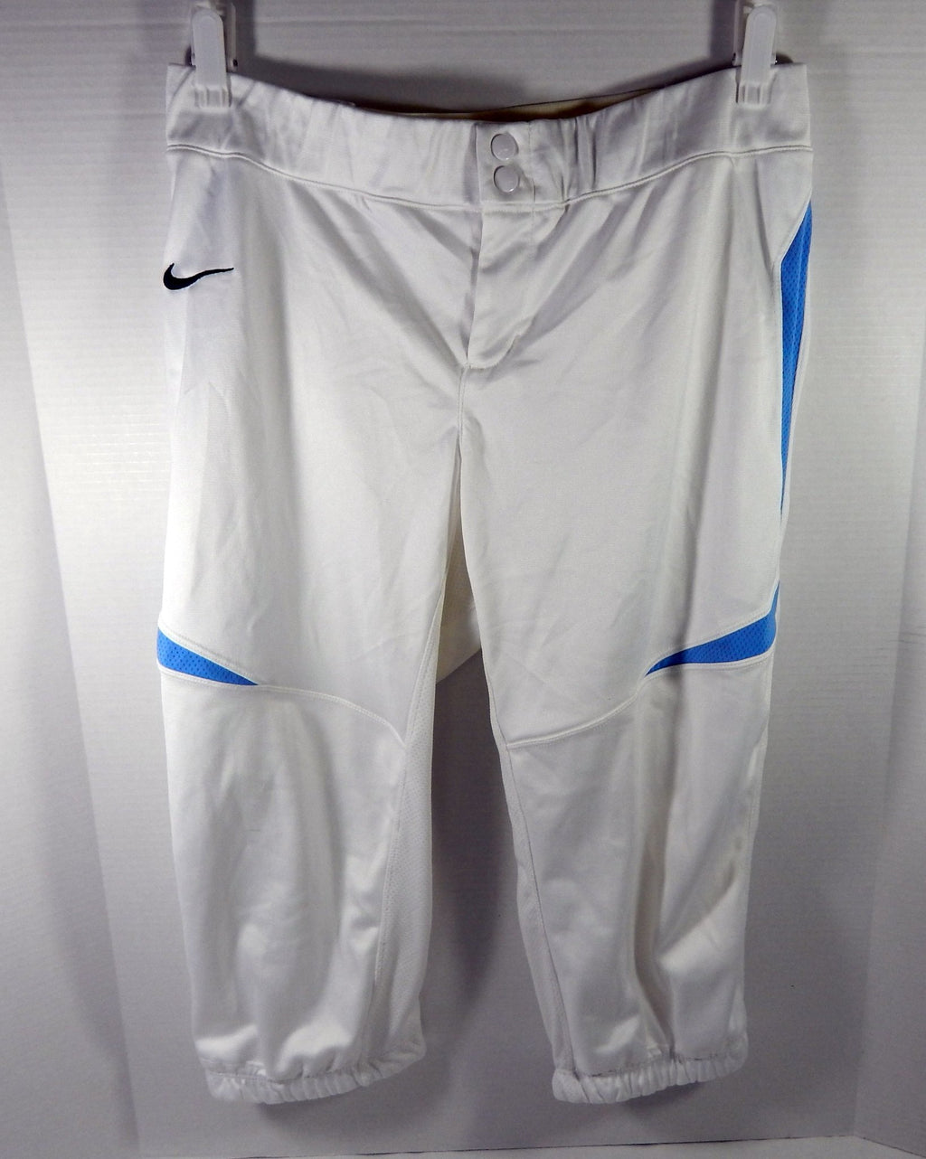 North Carolina Tar Heels UNC #5 Game Used White Pants Softball L DP55019 - DP55019