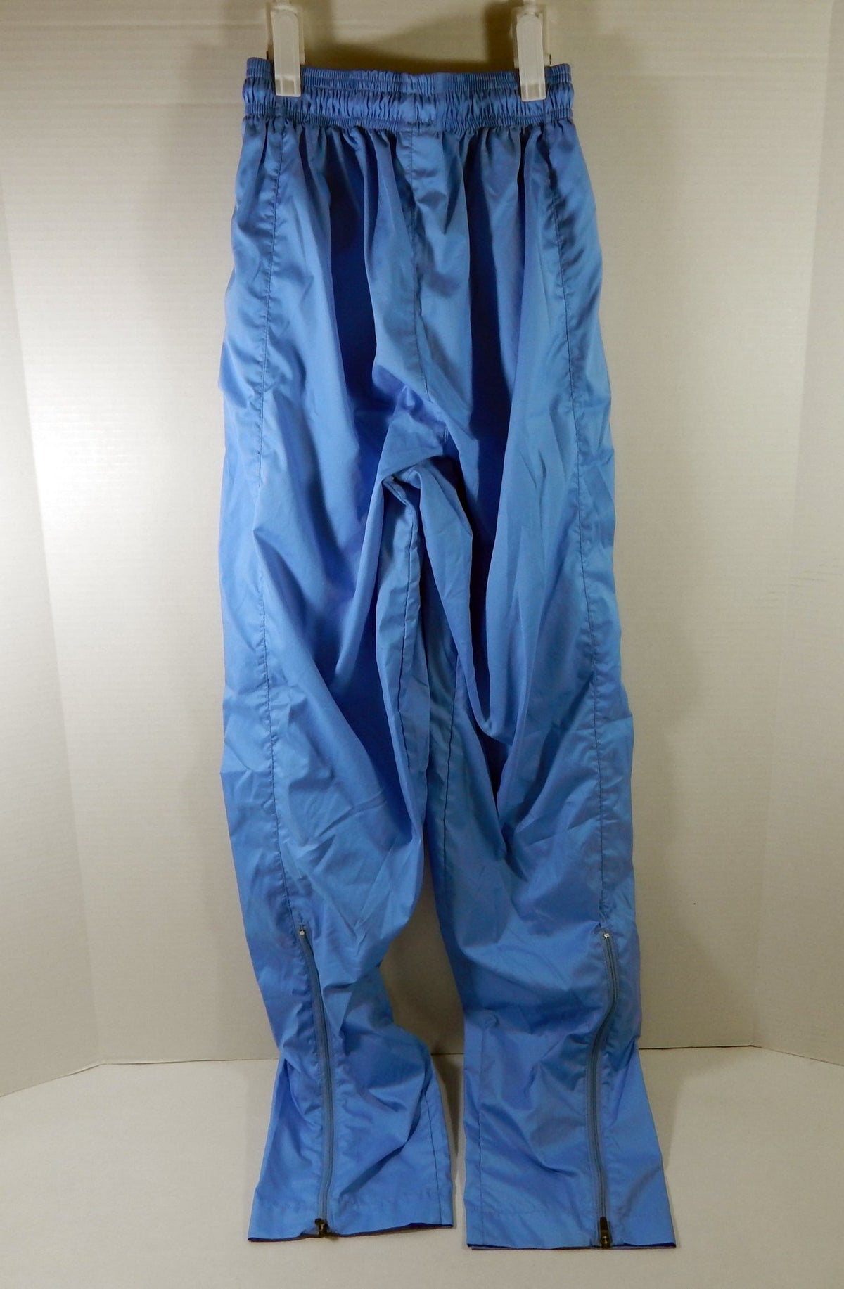 North Carolina Tar Heels UNC Team Issued Blue Travel Pants XS DP55247 - DP55247