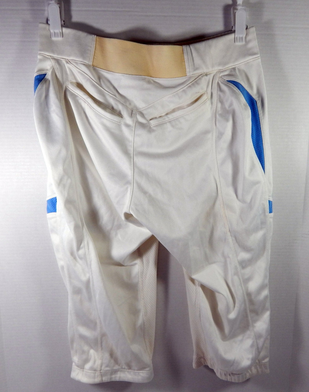 North Carolina Tar Heels UNC Walker #6 Game Used White Pants Softball M DP55170 - DP55170
