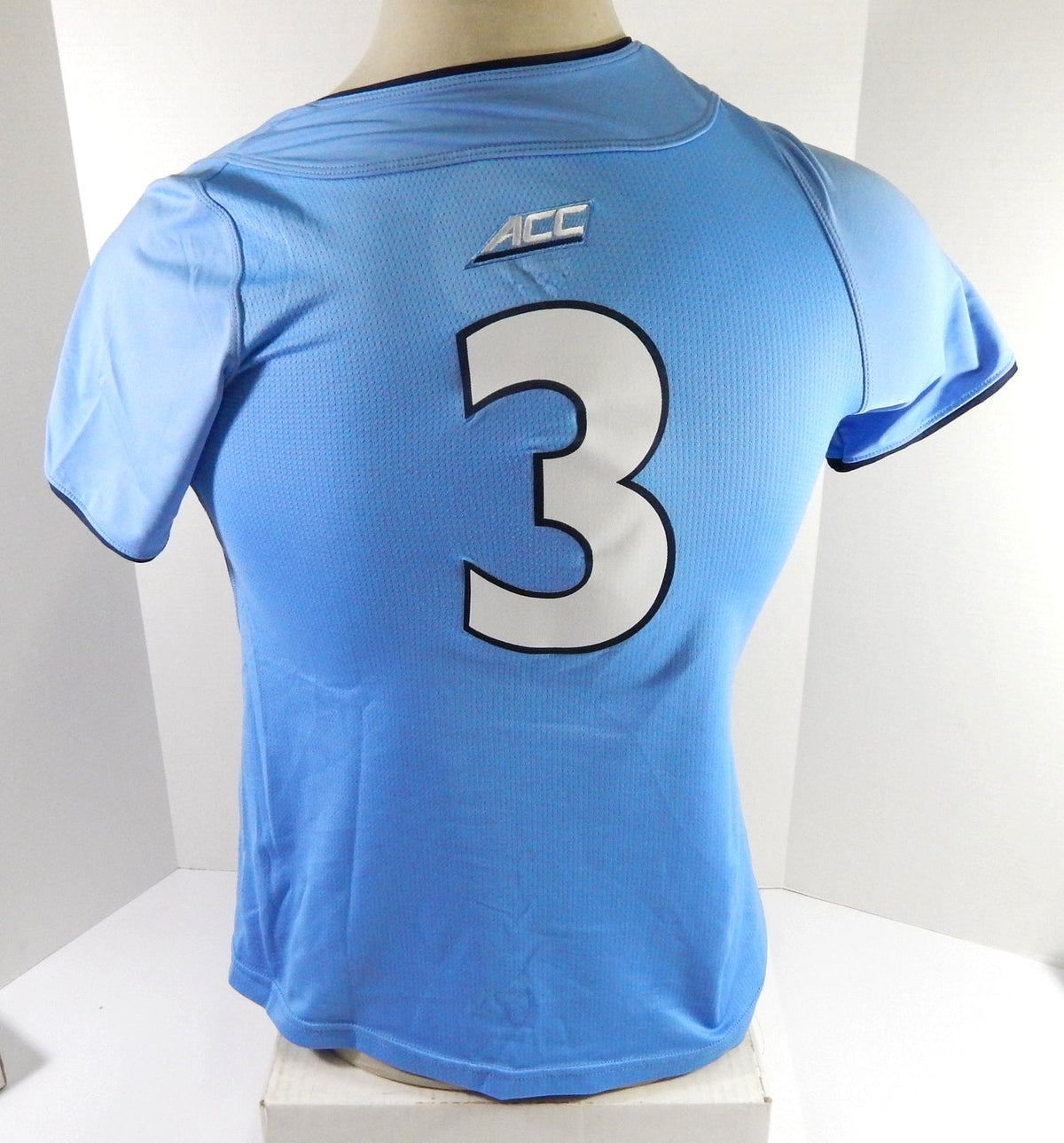 Womens Soccer North Carolina Tar Heels UNC #3 Game Used Blue Jersey L DP54607 - DP54607